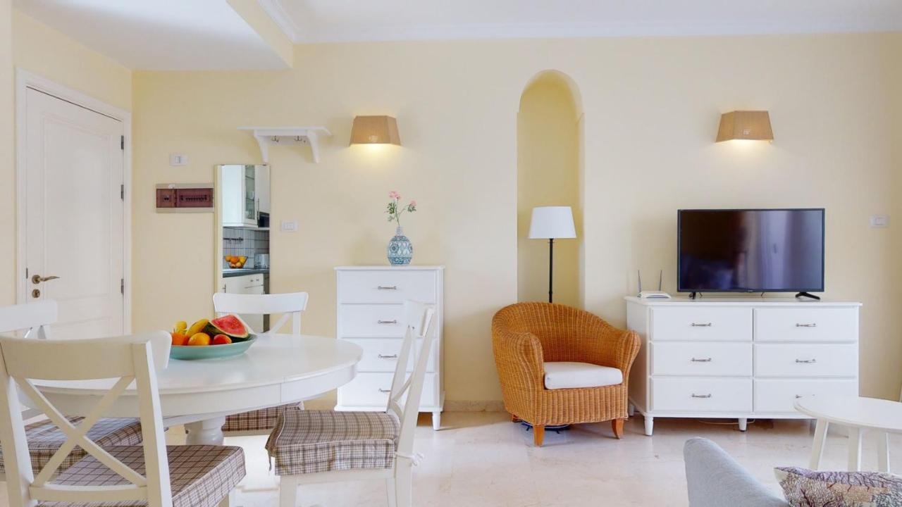 Schoene Wohnung Direkt Am Meer Mit Meerblick, Wlan 莫甘海滩 外观 照片
