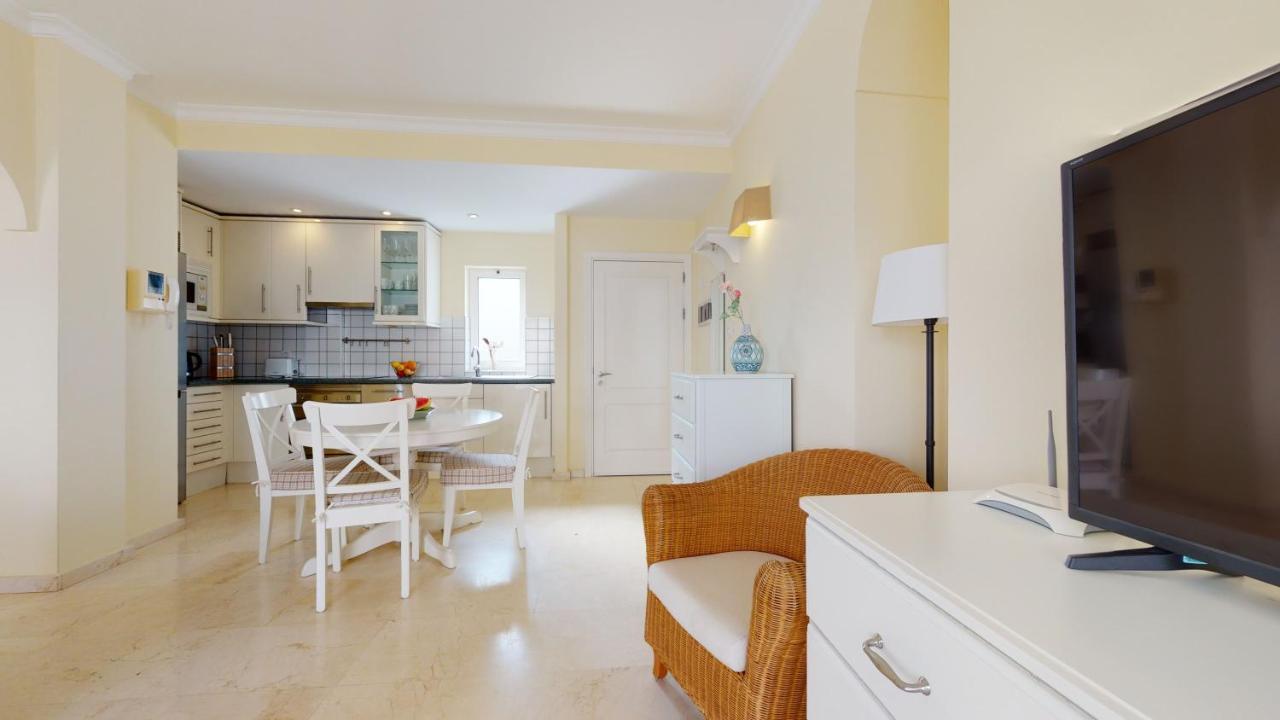 Schoene Wohnung Direkt Am Meer Mit Meerblick, Wlan 莫甘海滩 外观 照片