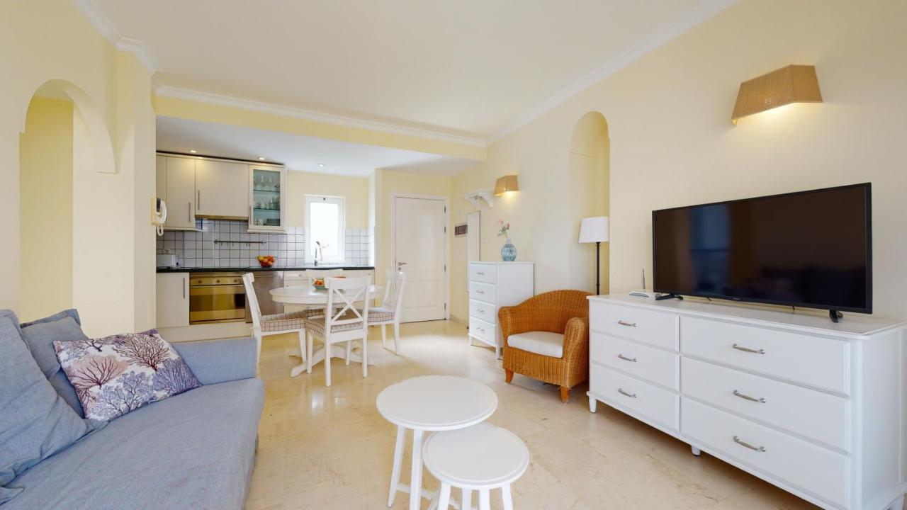 Schoene Wohnung Direkt Am Meer Mit Meerblick, Wlan 莫甘海滩 外观 照片