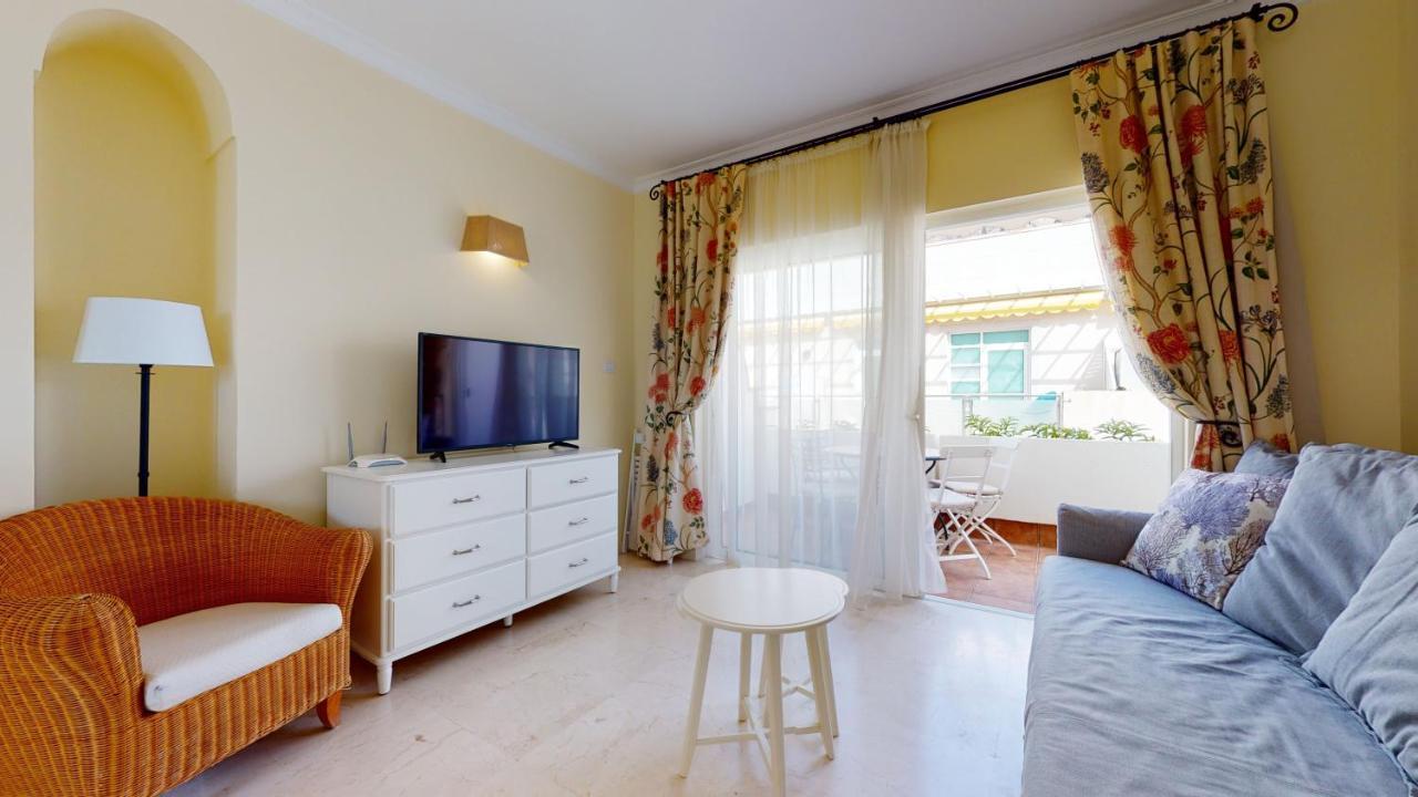 Schoene Wohnung Direkt Am Meer Mit Meerblick, Wlan 莫甘海滩 外观 照片