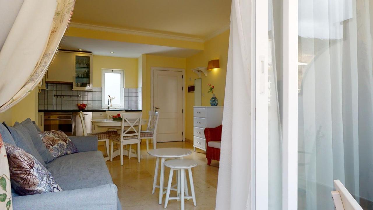 Schoene Wohnung Direkt Am Meer Mit Meerblick, Wlan 莫甘海滩 外观 照片